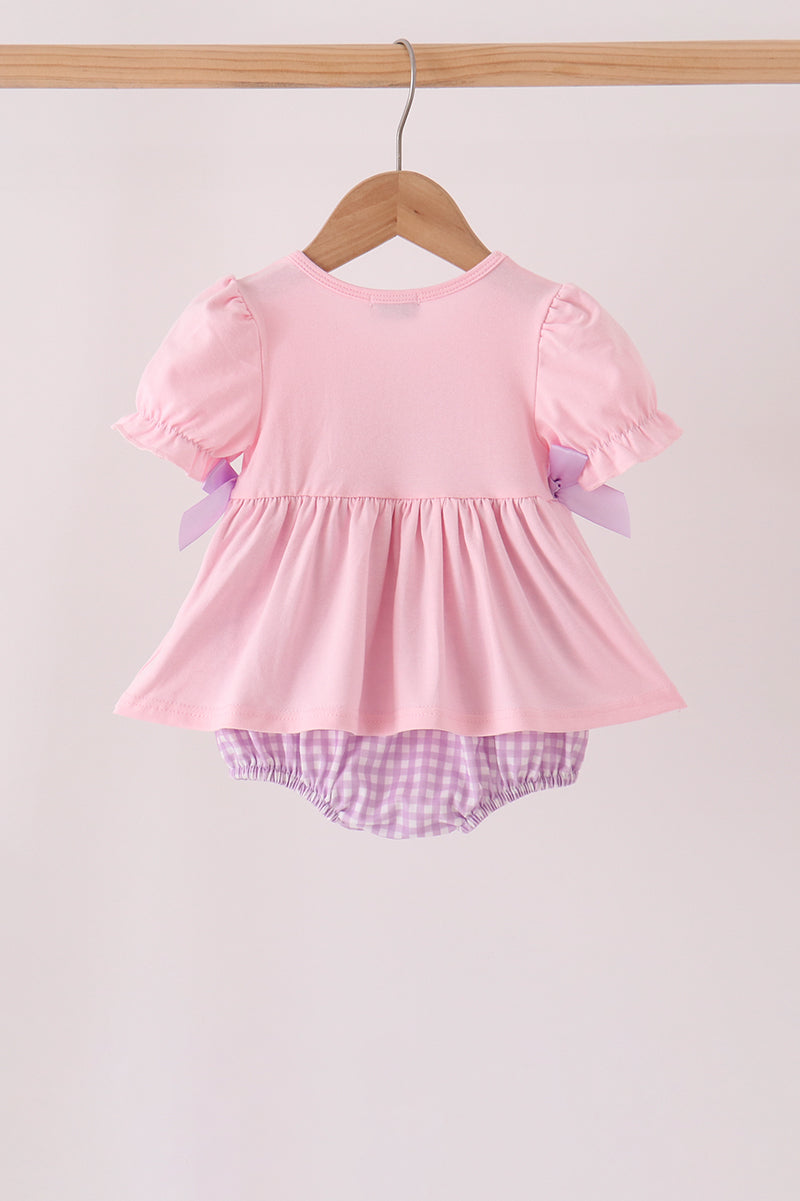 Pink goose embroidery bubble
