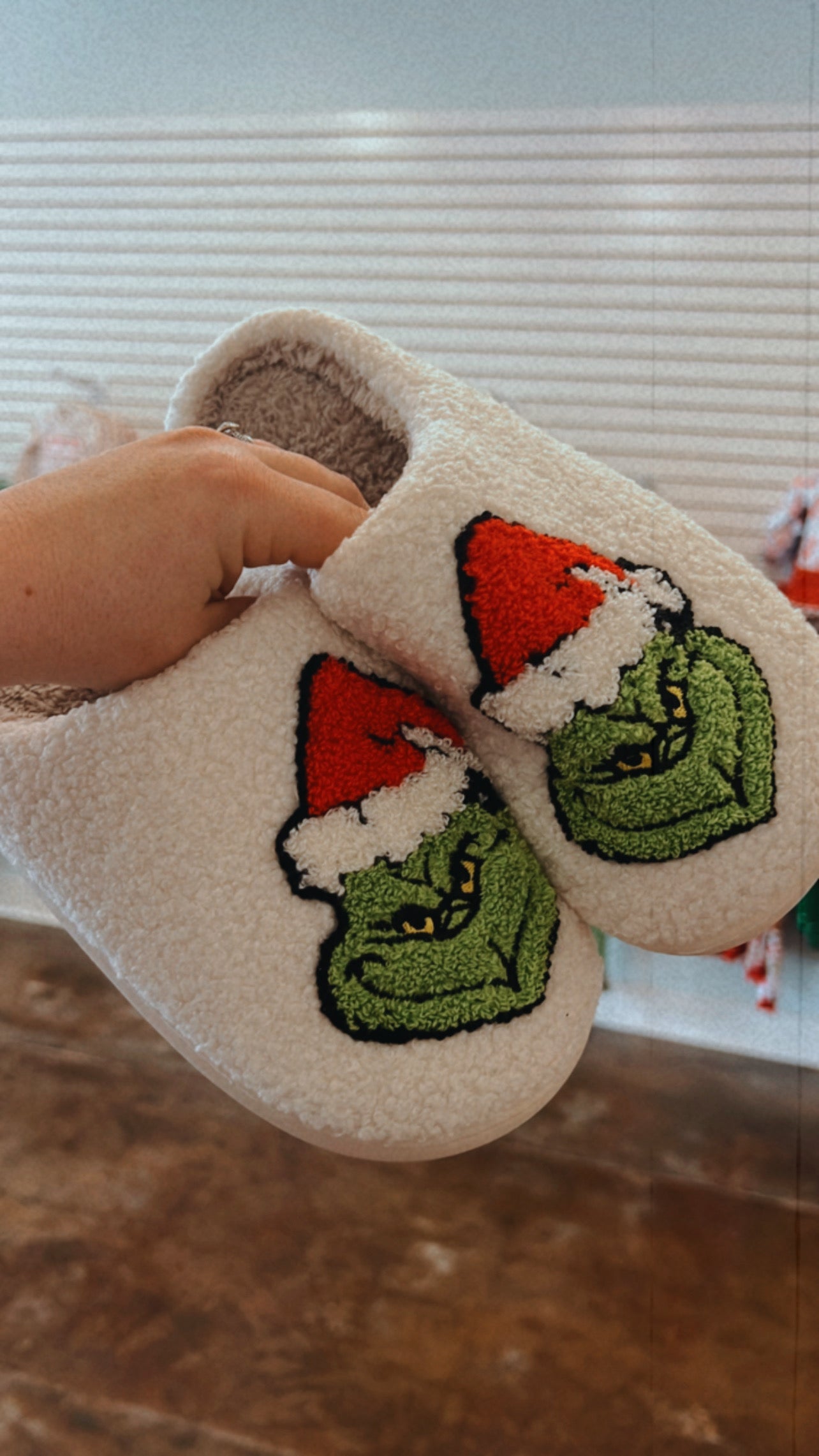 Grinch Slippers - Cajun Cuties & Co