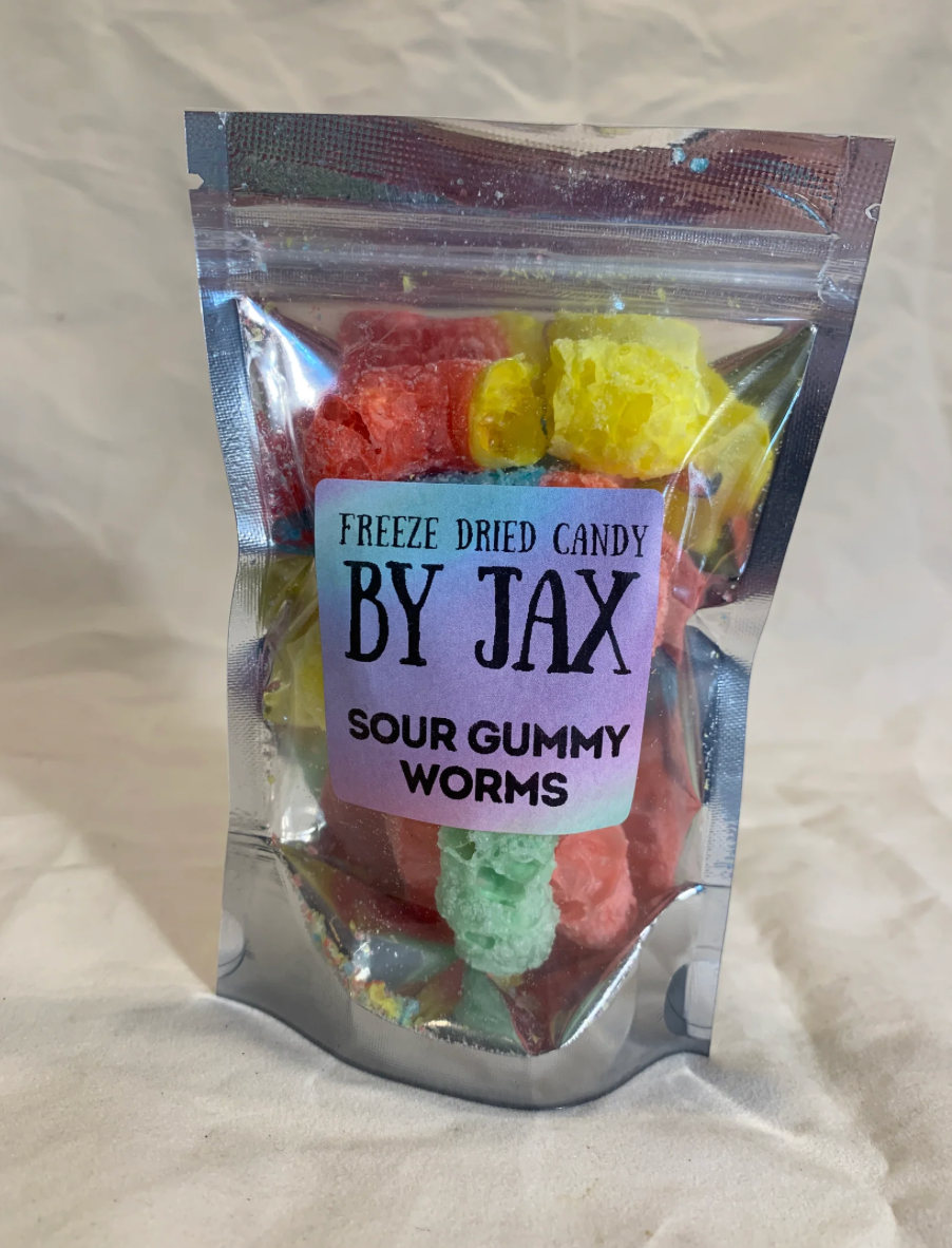 Freeze-Dried Sour Gummy Worms – Tangy, Crunchy, Addictively Good!