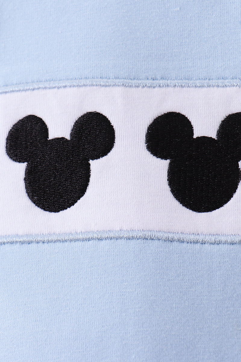 Blue character embroidery gingham shorts set