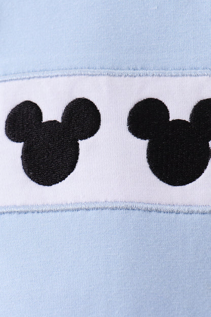 Blue character embroidery gingham shorts set