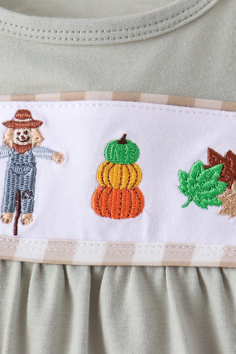 Green Scarecrow Embroidery Bloomer Set