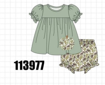 Camo Pumpkin Applique Bloomer Set