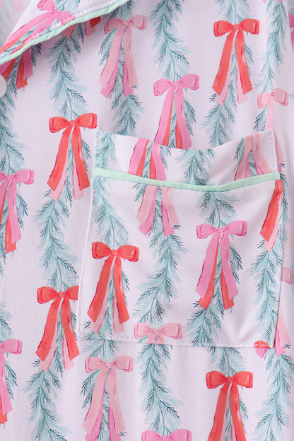 Green bow christmas tree bamboo mom's gown
