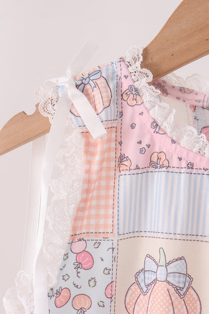 Pink pumpkin ruffle shorts set