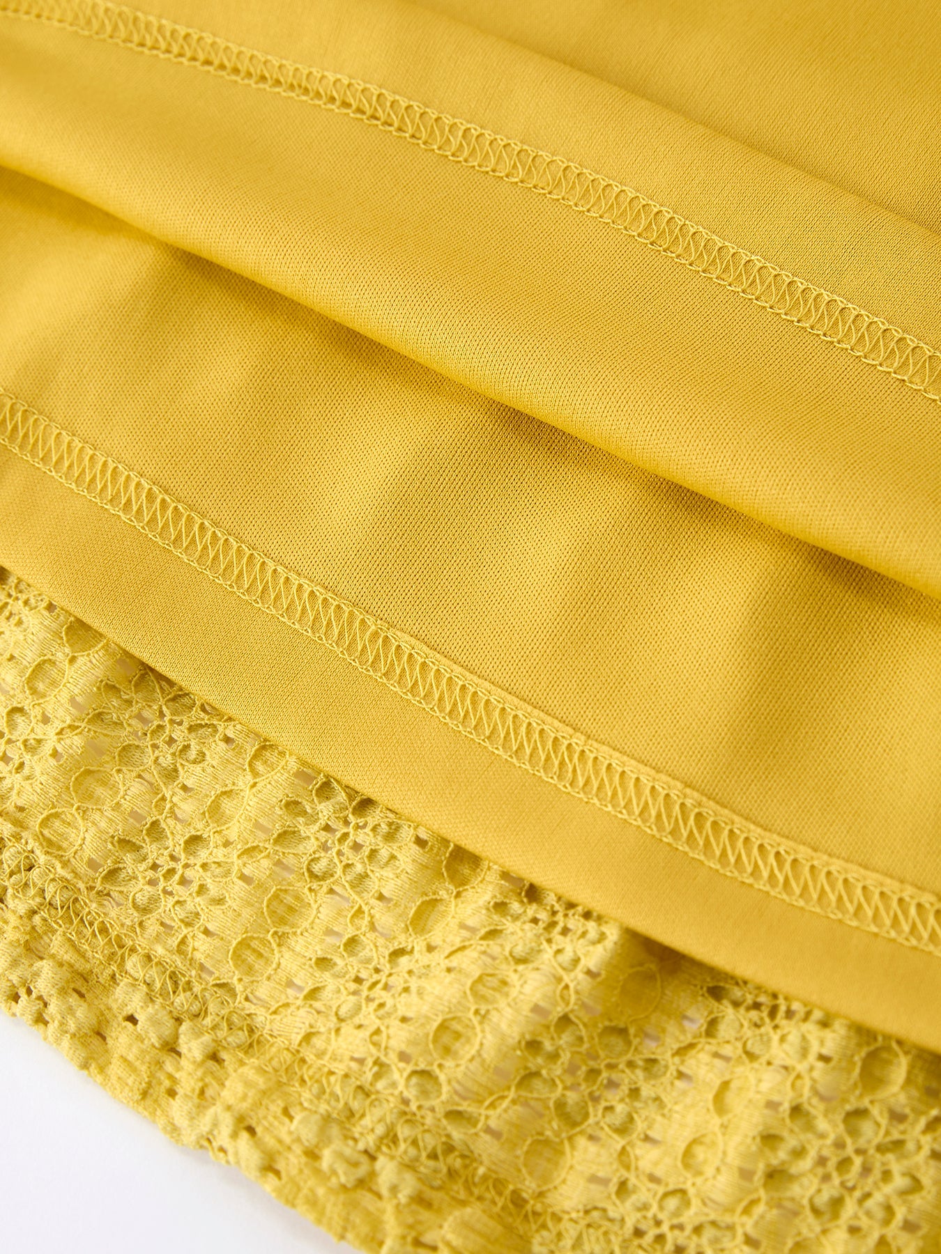 Spring Solid Girls Lace Tiered Dress With Scrunchie