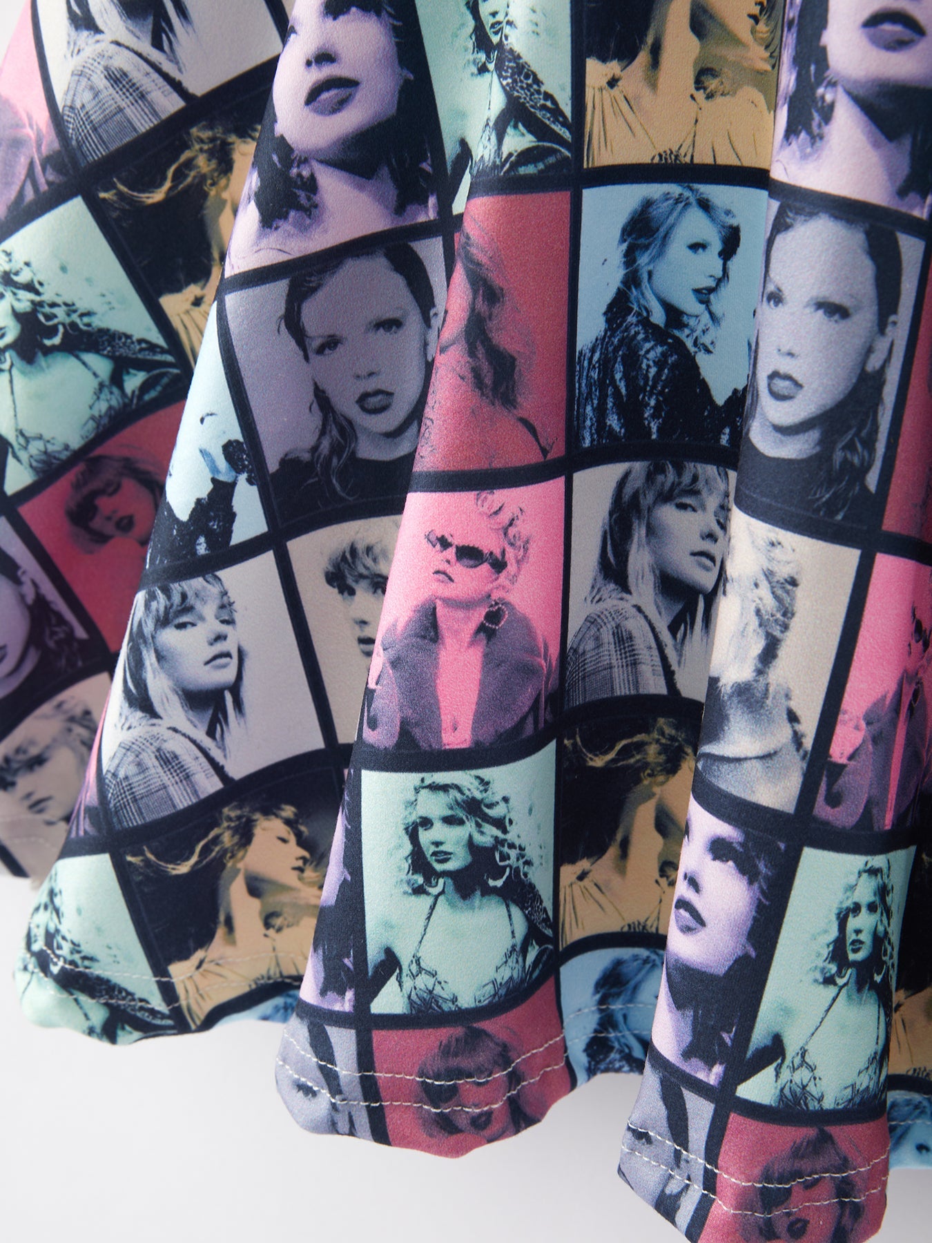 TS Portrait Concert Print Girls Dress