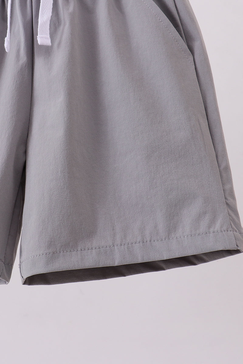 Light grey pocket performance shorts