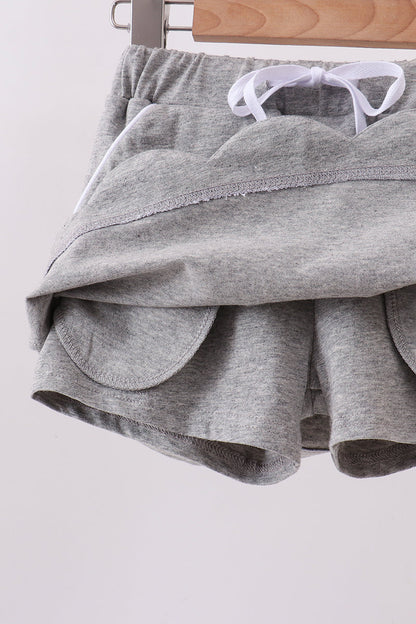 Grey scallop hem bow skort