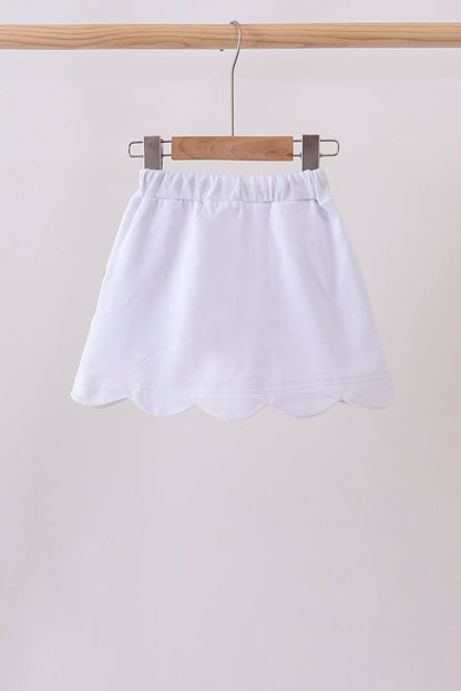 Snow white scallop hem bow skort