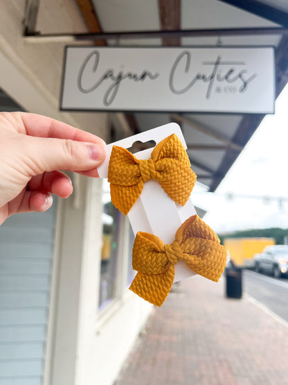 Quilted Piggy Bows - Cajun Cuties & Co