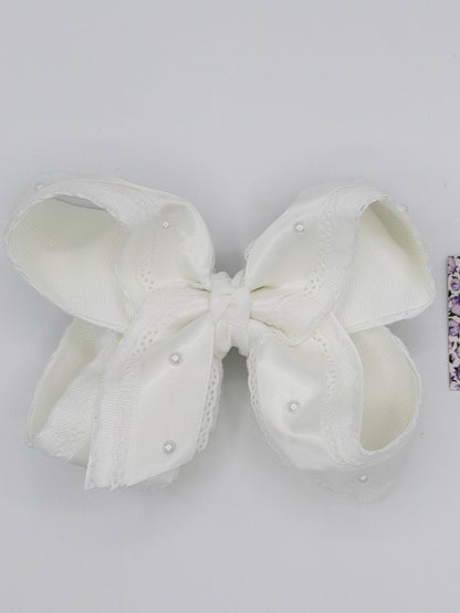 White Lace & Pearl Bow