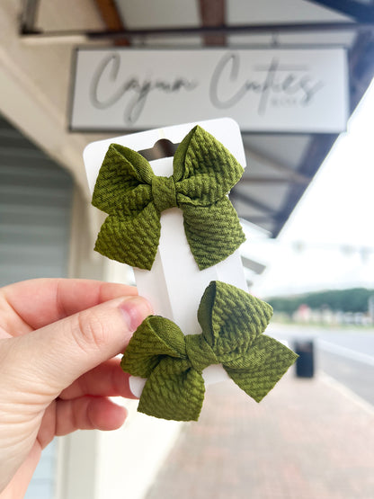 Quilted Piggy Bows - Cajun Cuties & Co