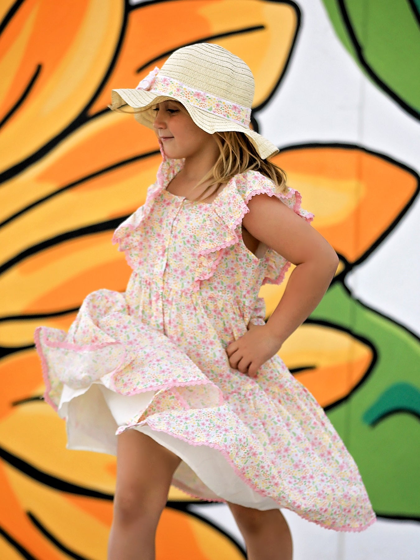 Spring Floral Girls Ruffle Dress With Bow Straw Hat Set