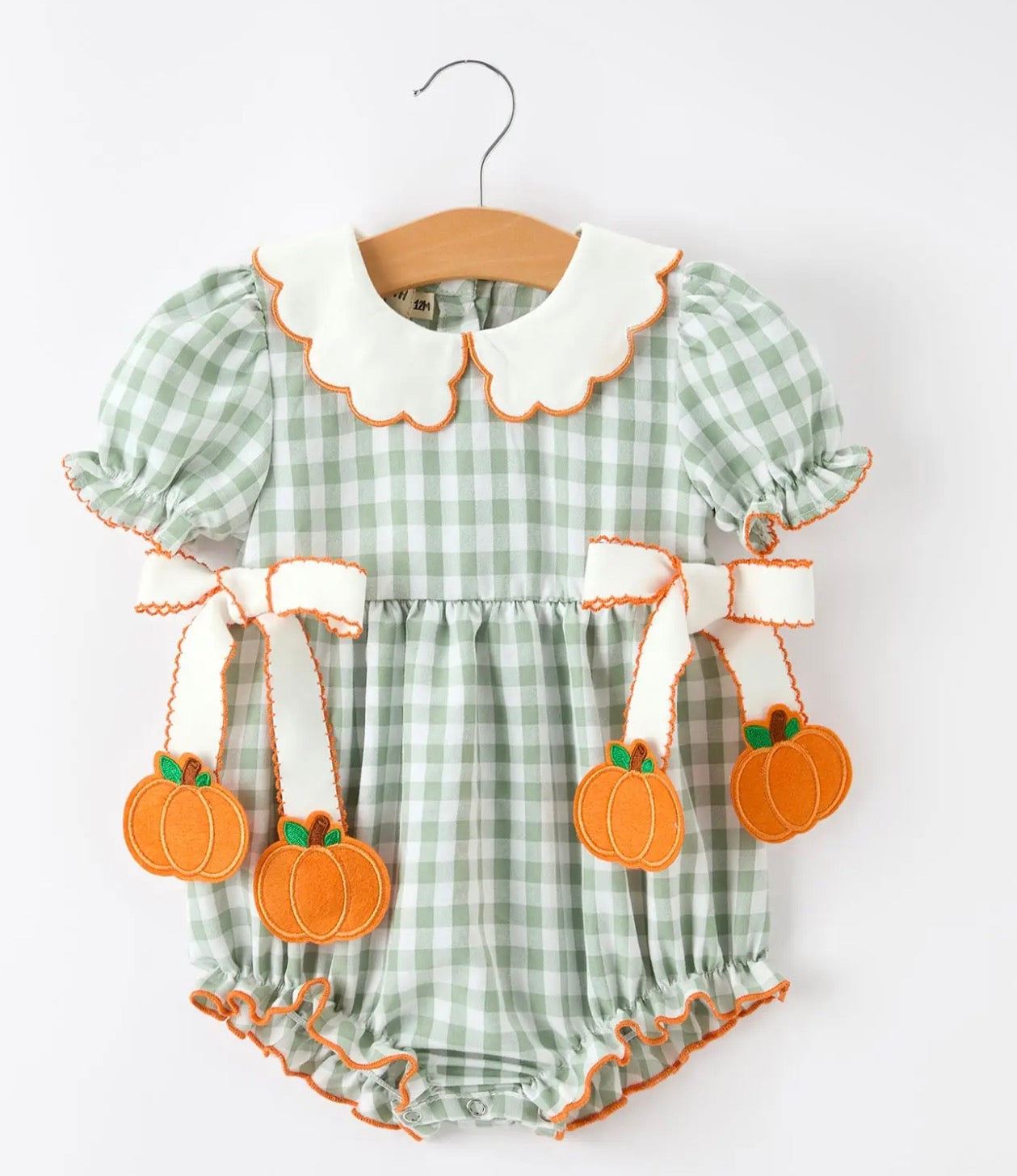 Scallop hanging pumpkin bubble