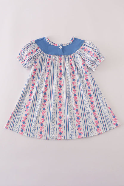 Blue bow embroidery dress