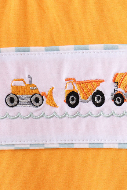 Construction vehicle embroidery shorts set