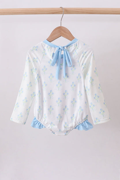 Blue I love MOM embroidery hydrangea rashgaurd