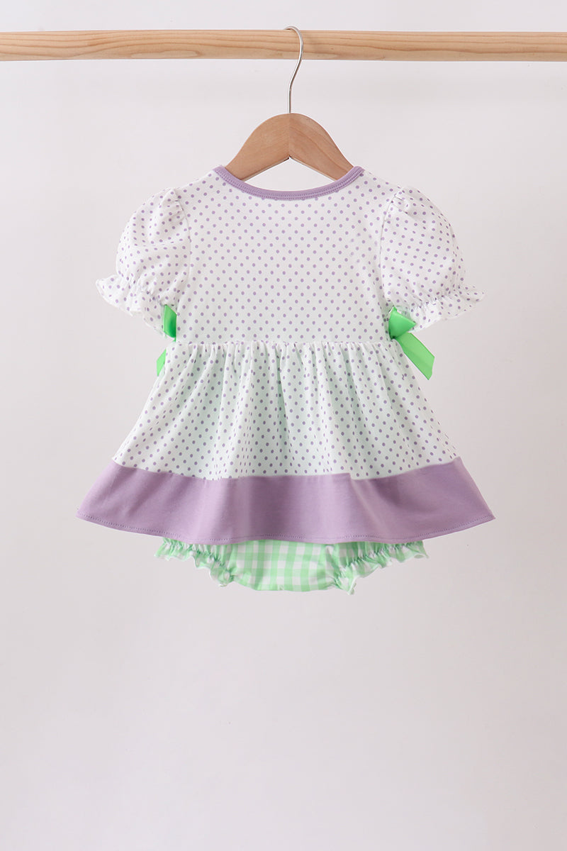 Purple Hocus pocus french knot ruffle bubble