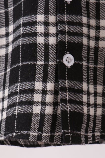 Black&white plaid button down shirt